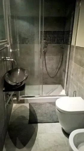 Metropolitan Rooms