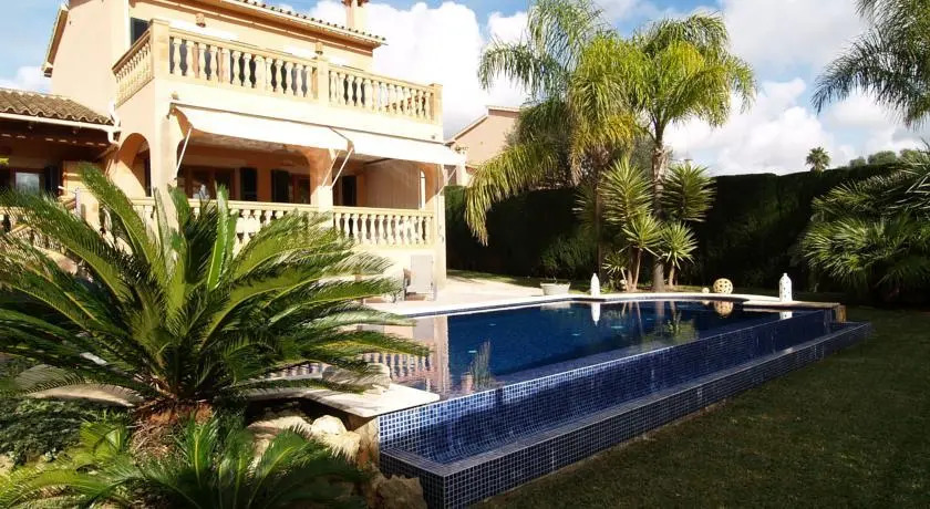Villa Portol