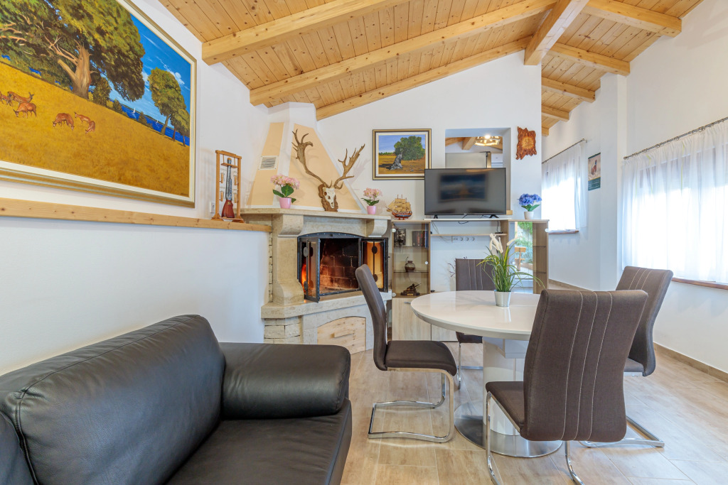 Pool & Spa House Betiga 2 - Happy Rentals
