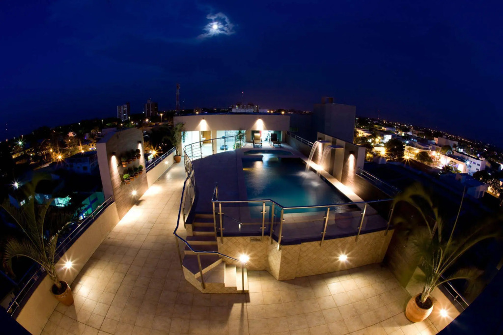 Hotel Bahamas