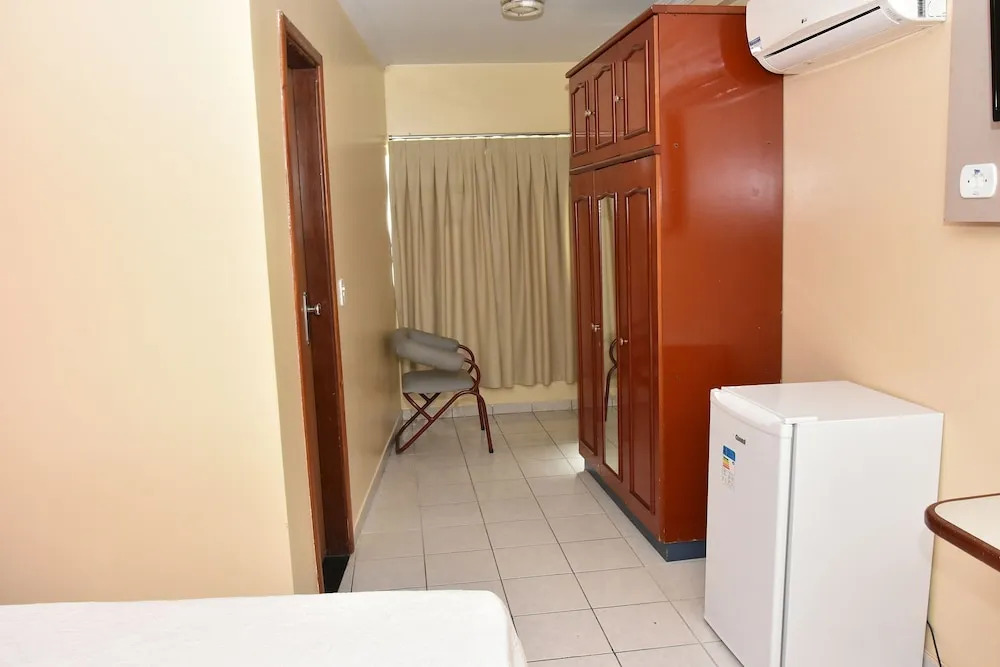 SERRA AZUL PLAZA HOTEL