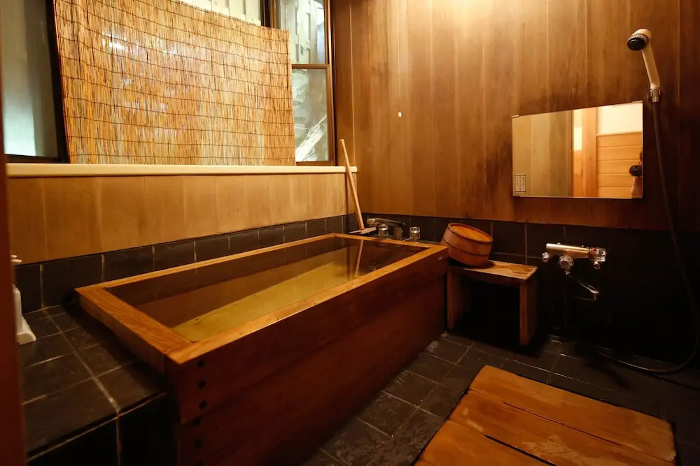 Albergo Yuraku