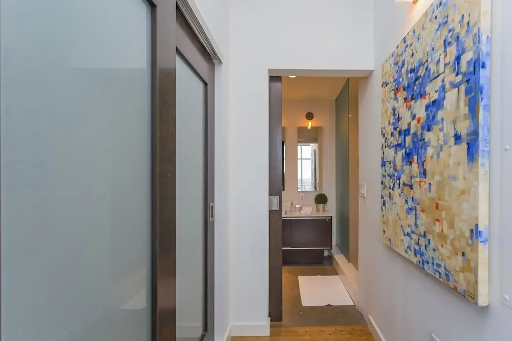 Artsy Extended Retreat Downtown Nashville