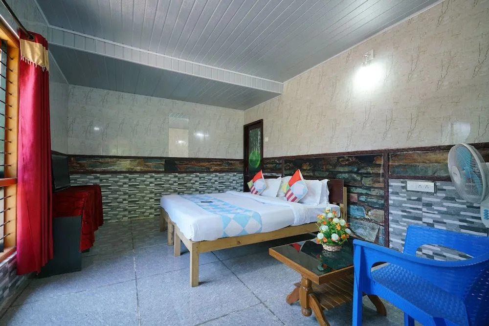 OYO 26823 Hotel Krishna Greens