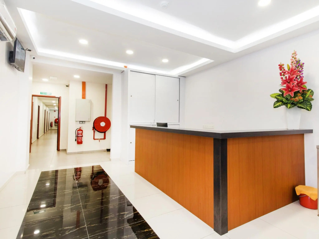 Lawten Hotel