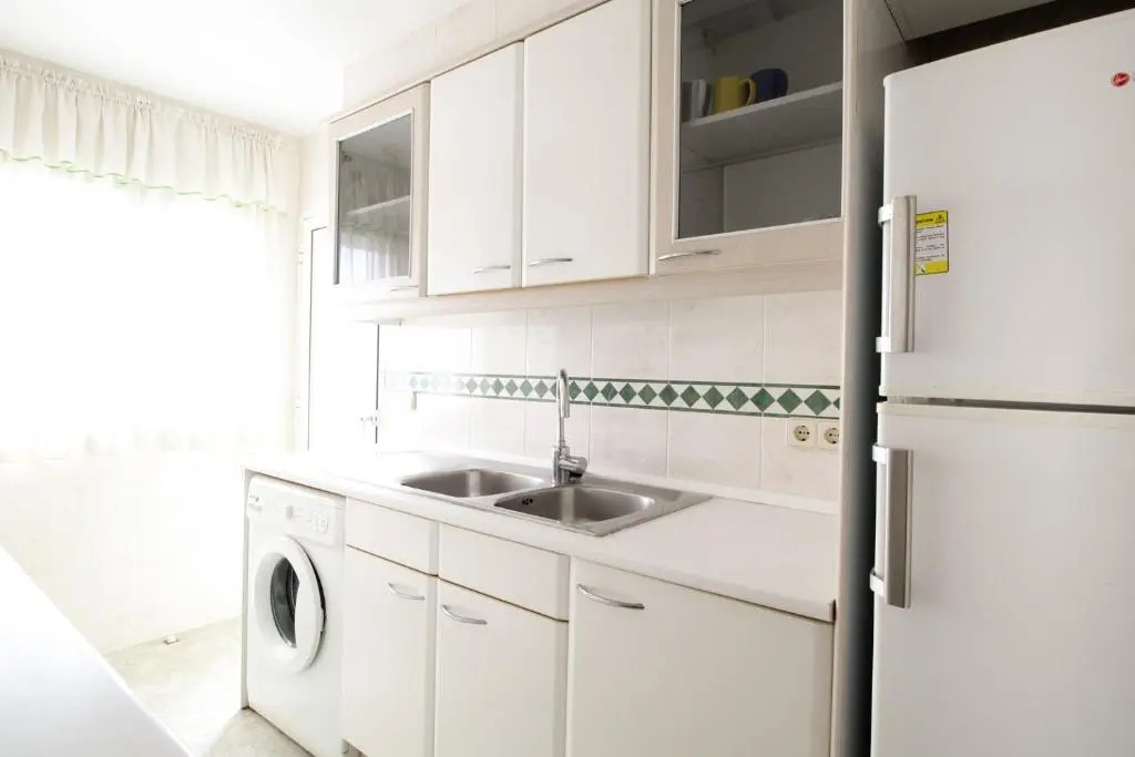 Sistach Rentals Cap Castell 3AB