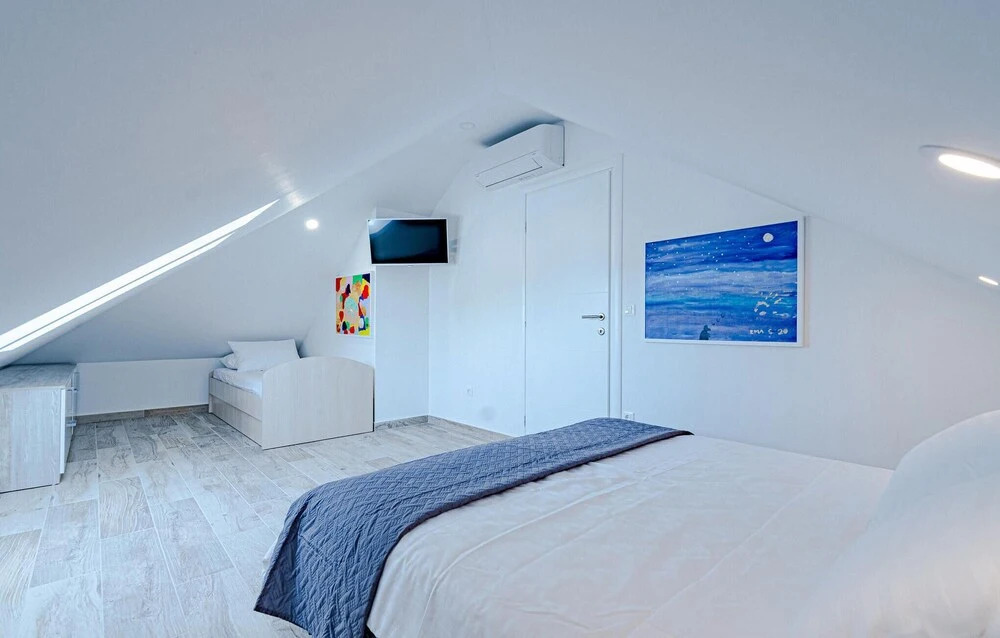 Lovely Home In Kuciste