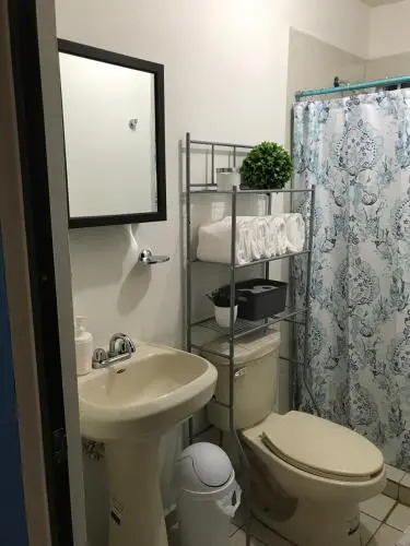 Fantastic & Cozy #8: Condo Close To the Beach