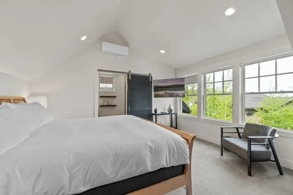 Stone 5 Bedroom Home by RedAwning