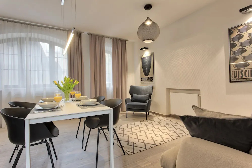 Tyzenhauz Apartments Superior