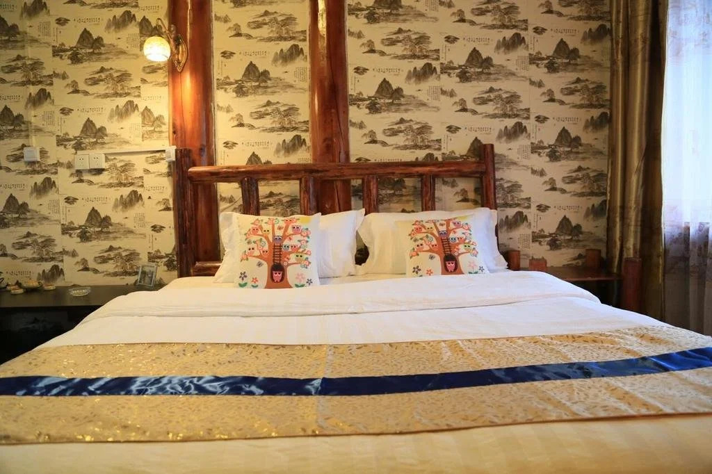 The Same Old Look Hostel