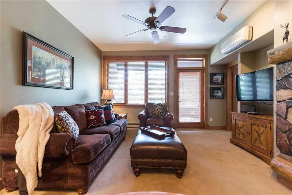 2211 Timberline Lodge, Trappeur's Crossing Apartment 1