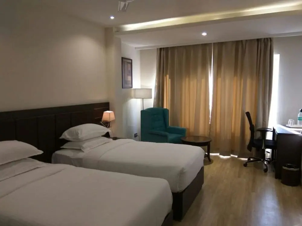 Lemon Tree Hotel Bhopal