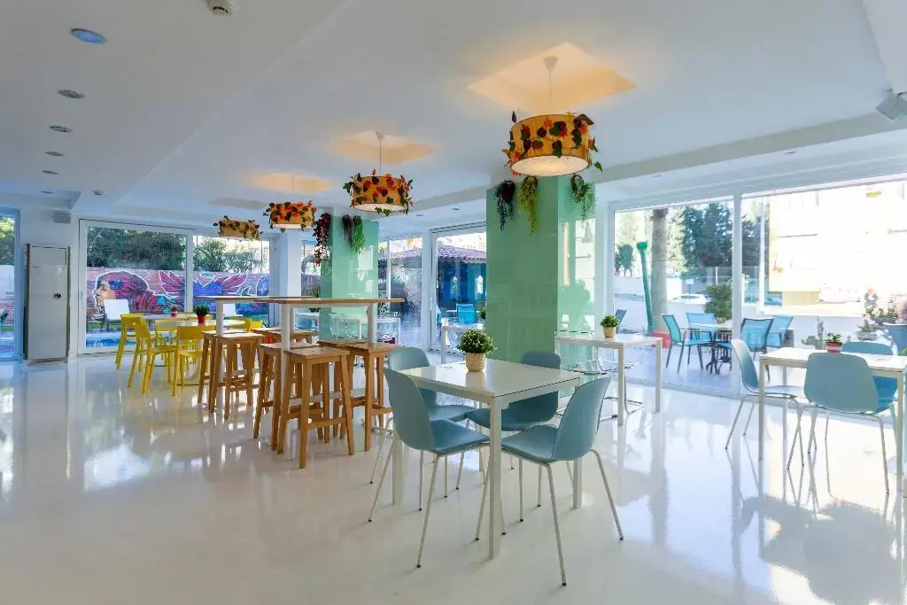 Mene City Hotel