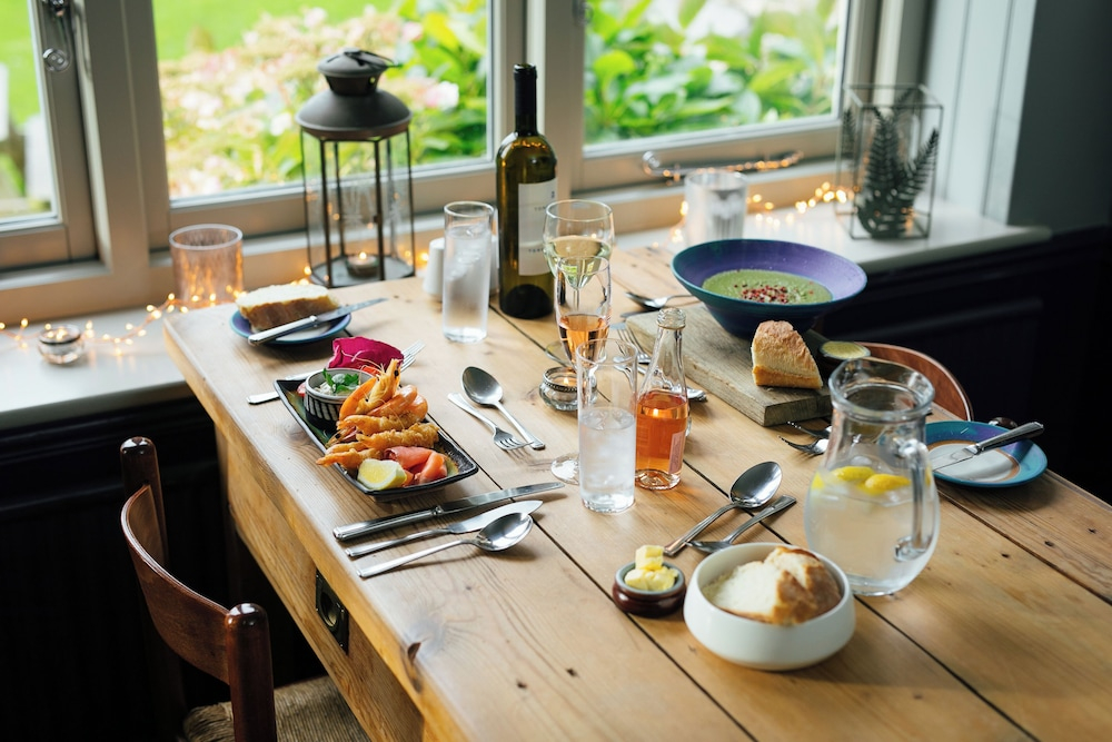 Castlemead Country House By The Sea