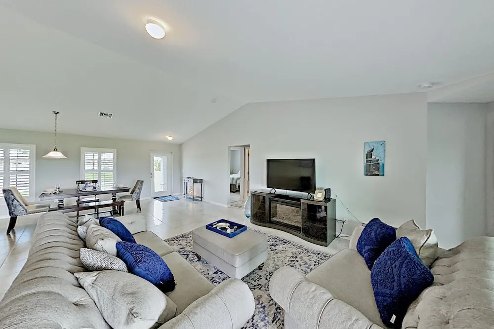 4222nw32 3 Bedroom Home