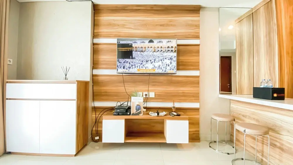 Wonderful And Homey 2Br Apartment At Springhill Terrace Residence