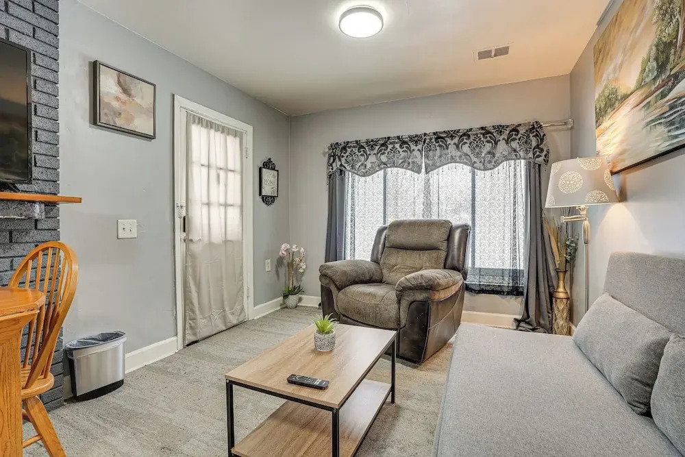 Kalamazoo Vacation Rental Near Golf & Parks!