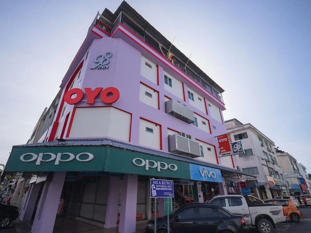 98inn by OYO Rooms