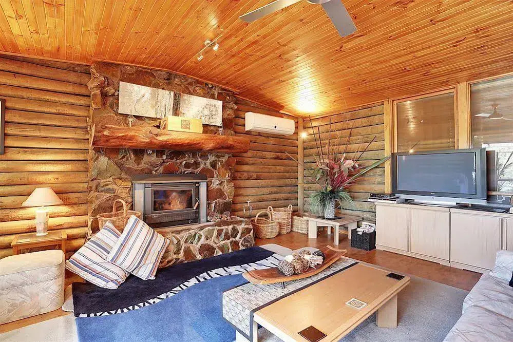 Sunway Farm Bed & Breakfast and Rosebud Cottage