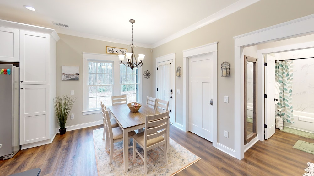 Pine Mtn Getaway Pet-ok 3BR w Weekday Discounts