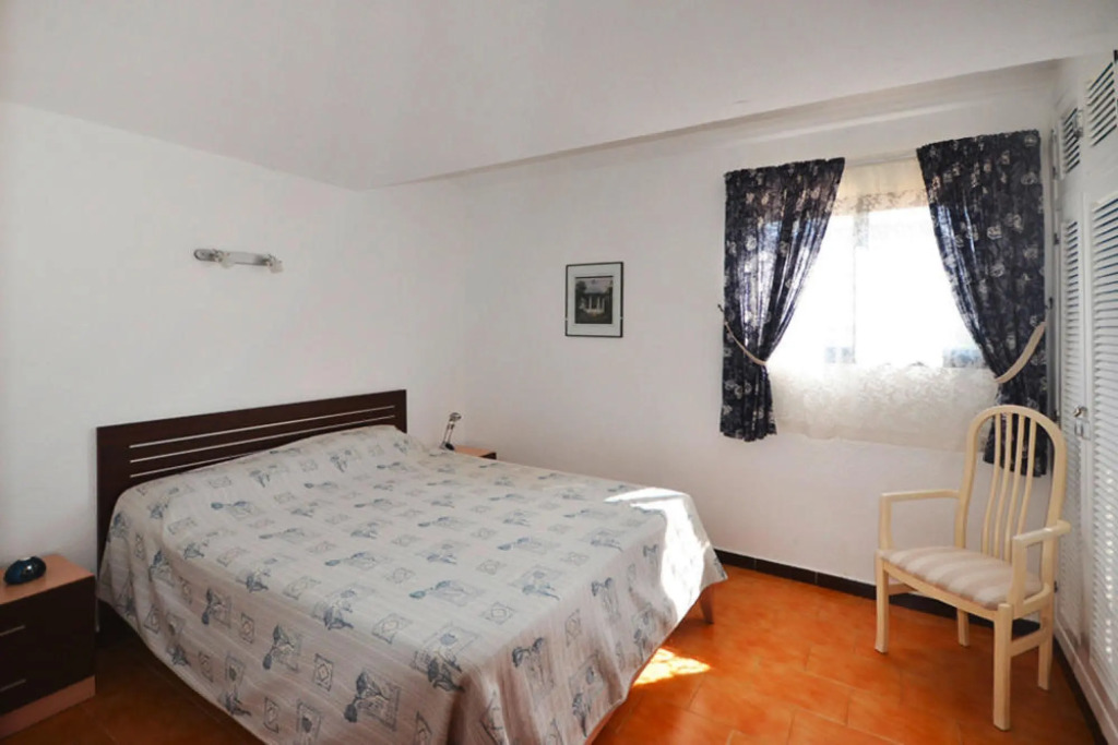Apartment in Santa Pola with a shared pool