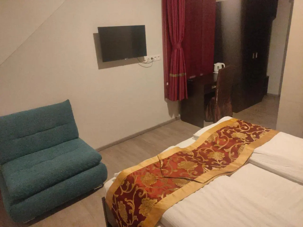 Sun-House Pension