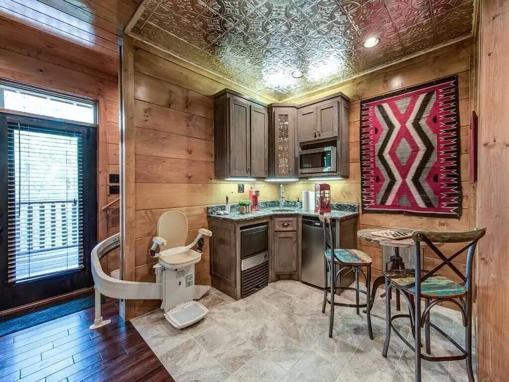 Bear Elegance - Three Bedroom Cabin