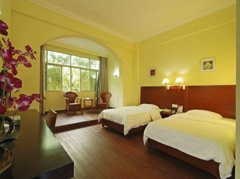 Xingyi Hotel