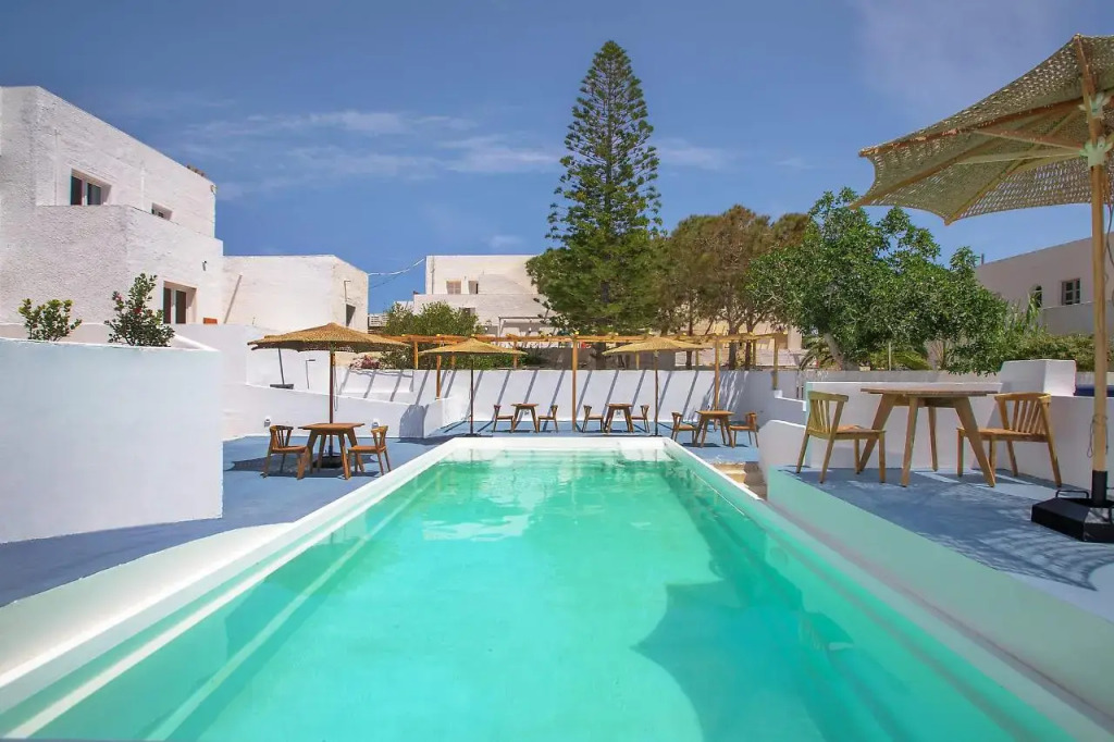 Отель Voca Hotel & Suites