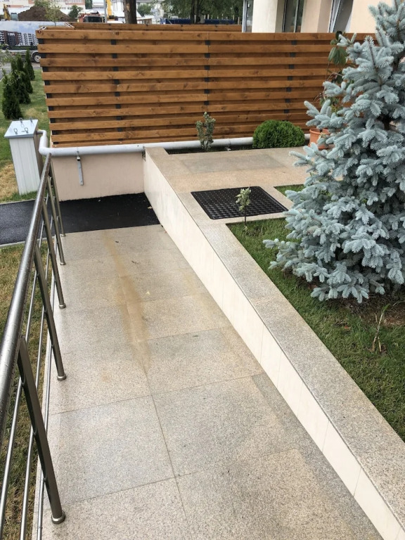 Unique Penthouse Lakeview W19