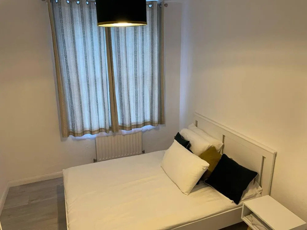 Remarkable 1-bed Apartment in London Near Vauxhall