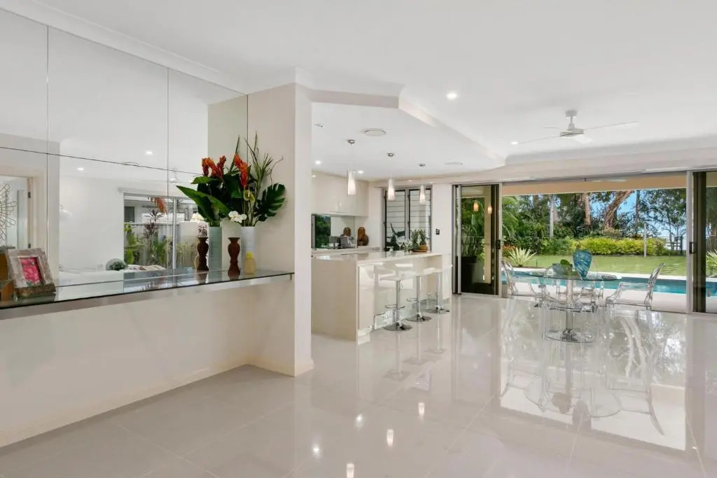 Luxury Living on the Beachfront