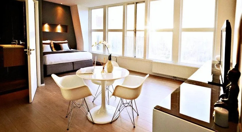 AMS Suites