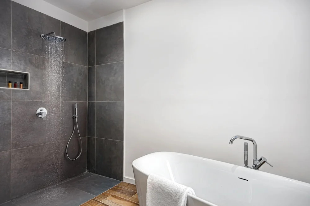 Luxury Blues Apartment