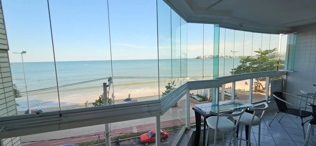 4 suites Frente Mar com ar condicionado Churrasqueira 2 vagas Wi-fi