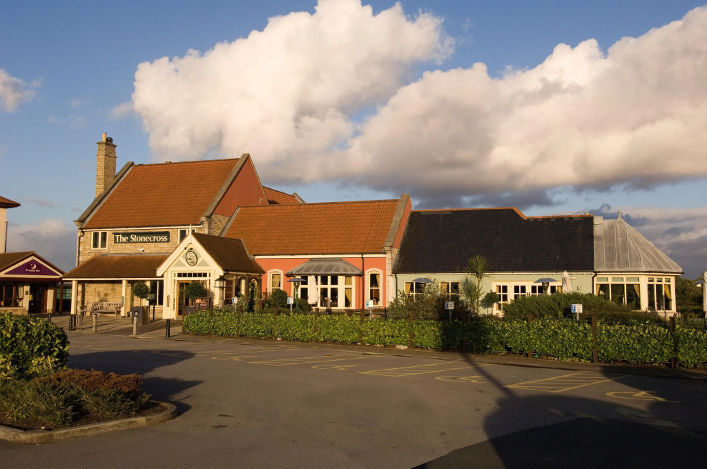 Premier Inn Haydock Park/M6 J23
