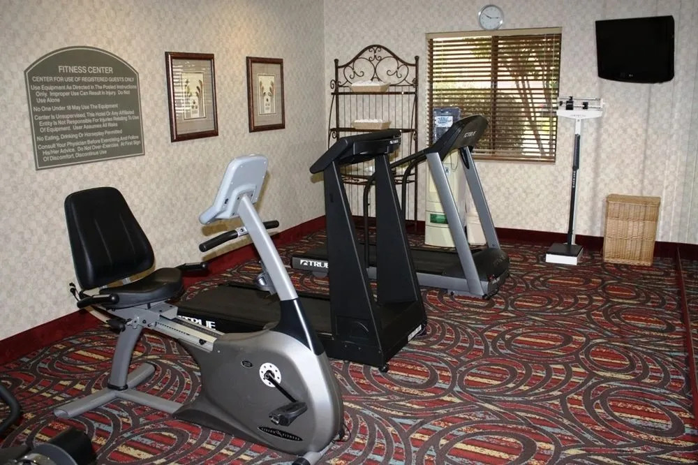 Holiday Inn Express Hotel & Suites Lonoke I-40 by IHG