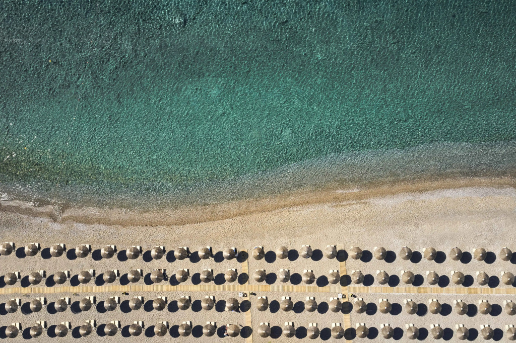 Kiotari Miraluna Beach Resort