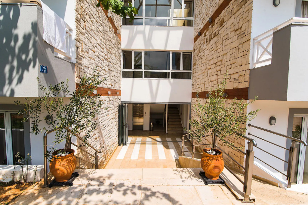 Vagelis Comfort Apartments