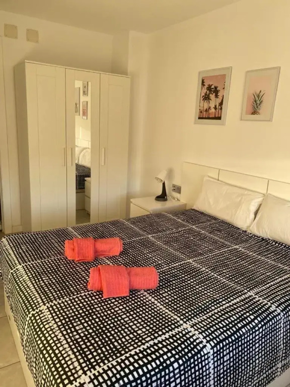 Apartamento frente al mar con piscina