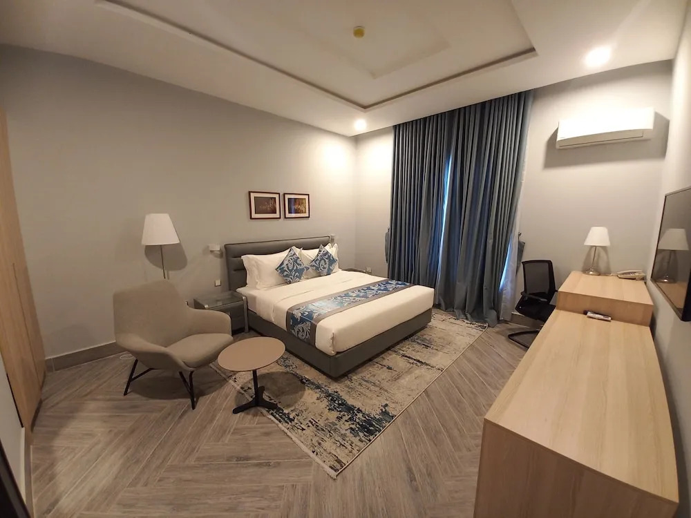 Solace Suits & Homes