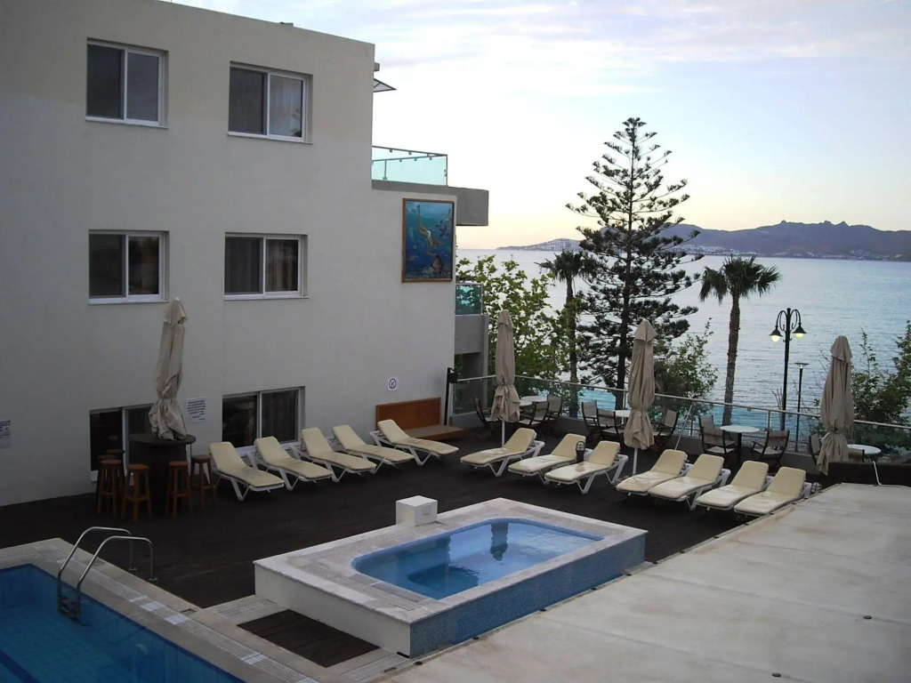 Bristol Sea View Apartments