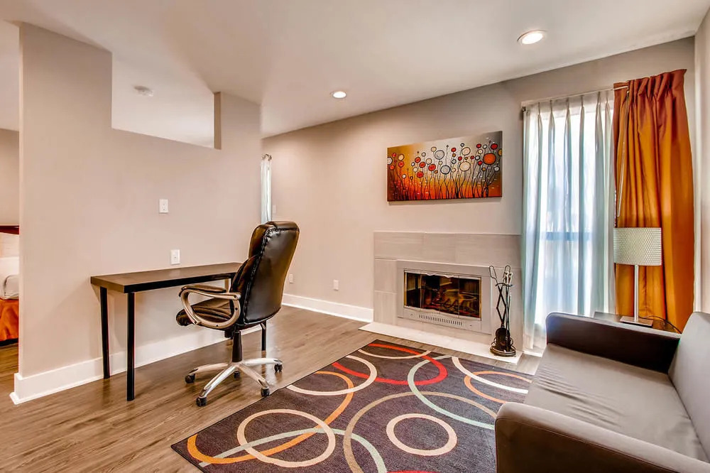 Orangewood Suites
