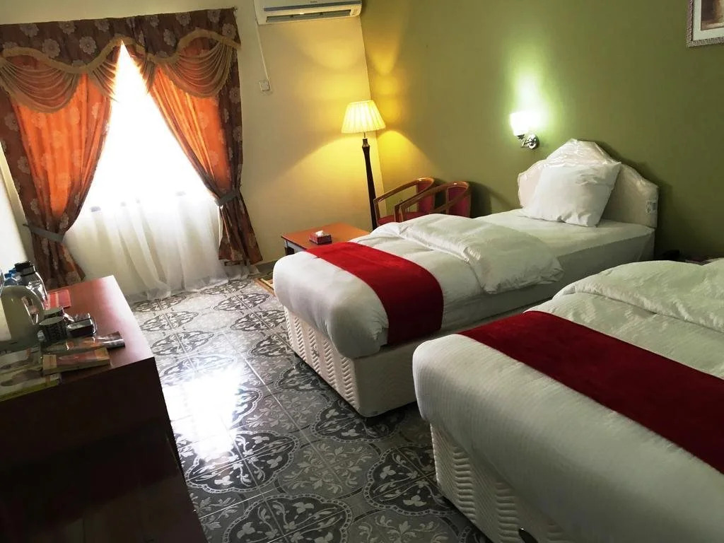 Al Rusayl Hotel