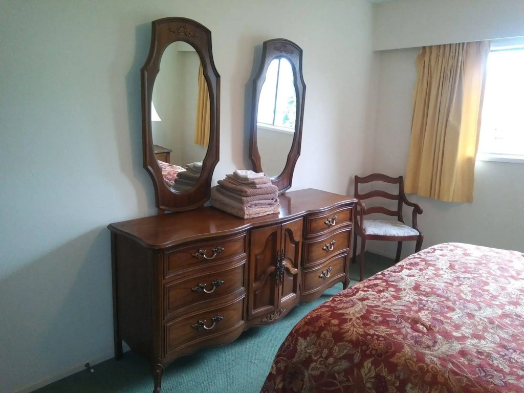 Rosedale Manor