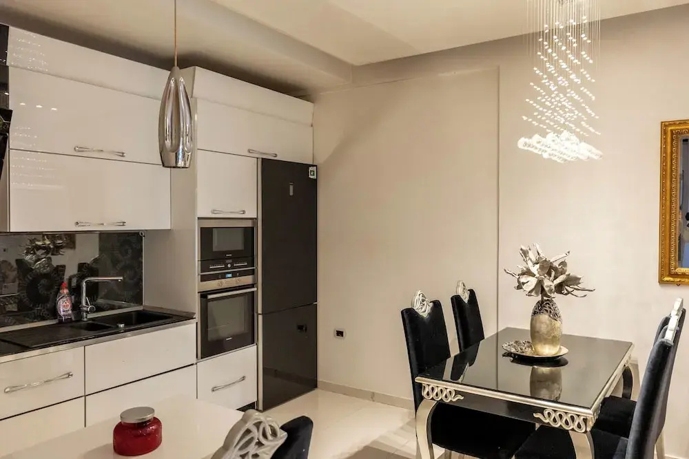 Tirent Apartment-Spacious 2-Bedroom Stay in Delijorgji Tirana