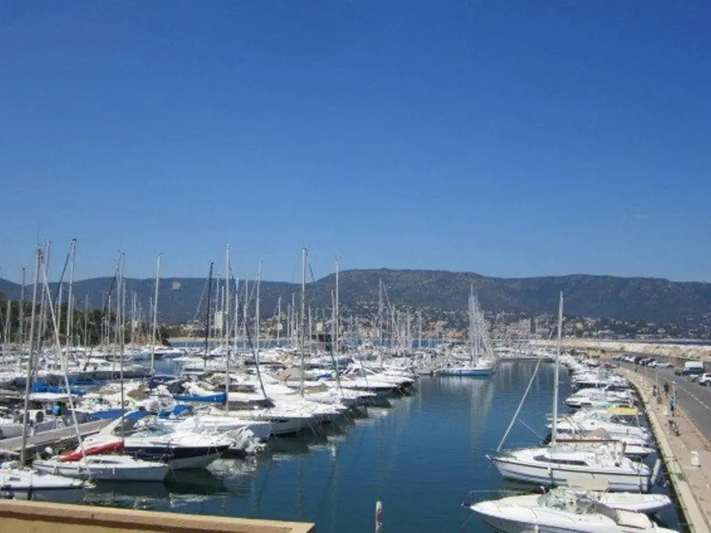 Appartement Bormes-les-Mimosas, 2 pièces, 4 personnes - FR-1-251-111
