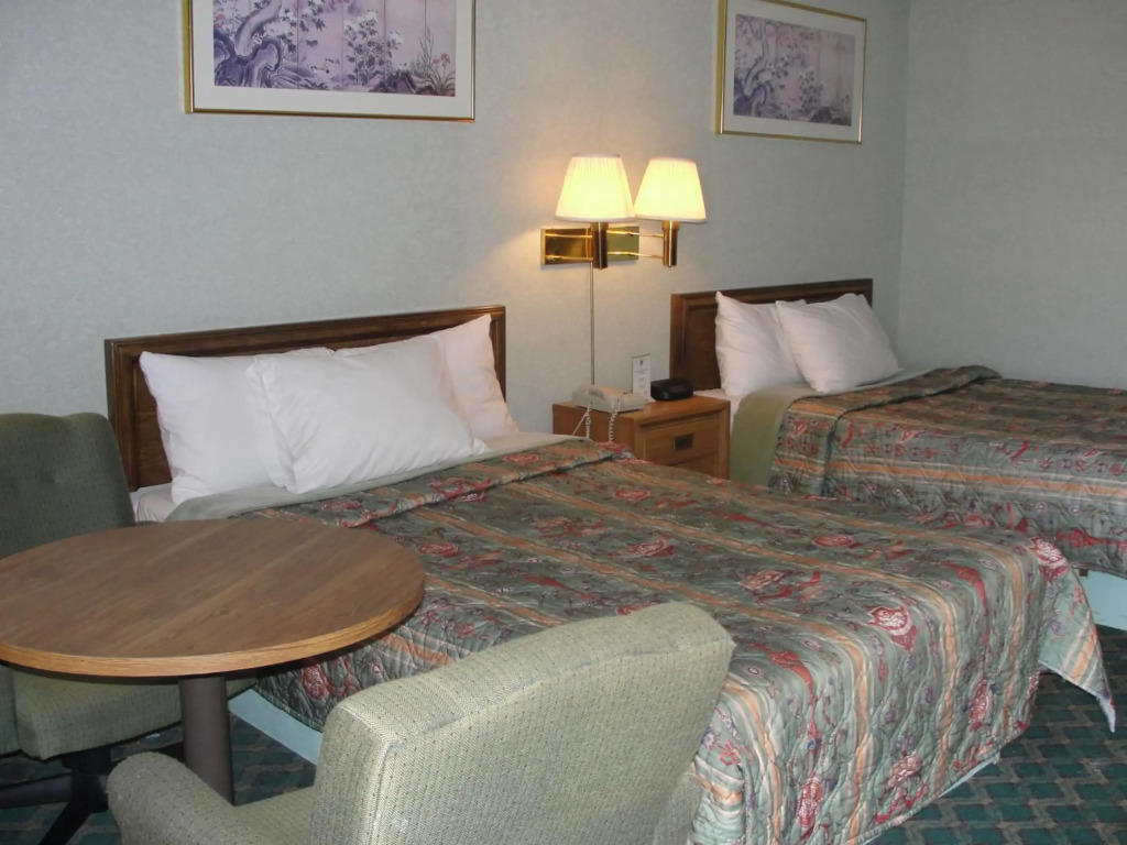 Budget Inn