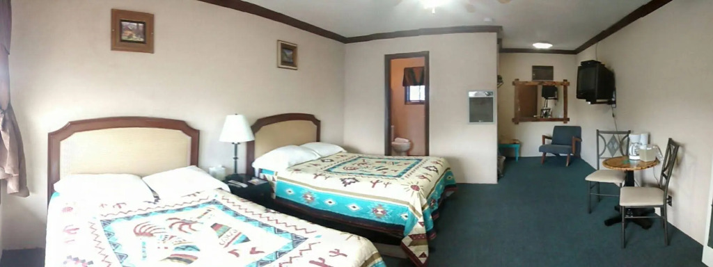 Adobe Sands Motel
